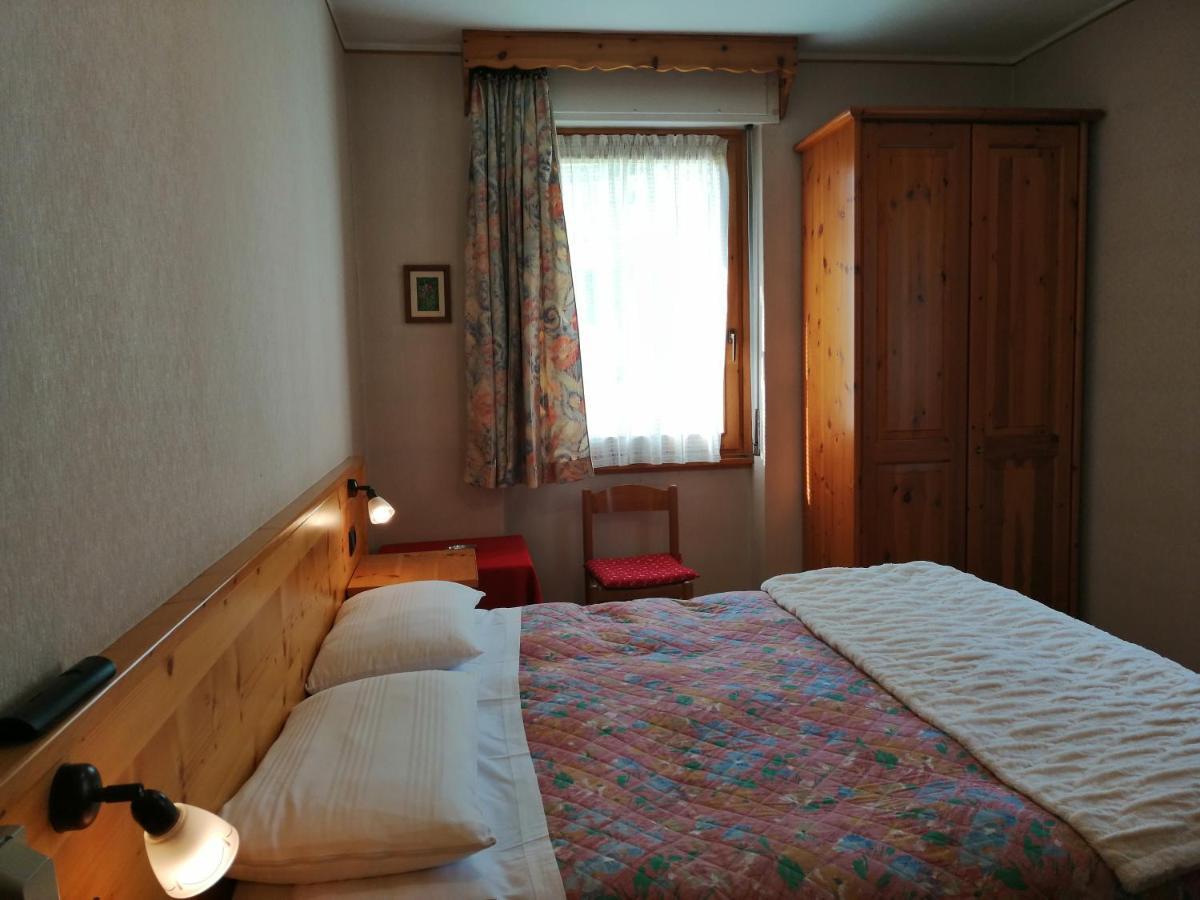 Hotel Zebru 瓦尔富尔瓦 外观 照片